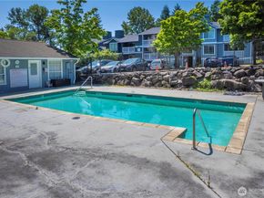 23410 18th Avenue S A102, Des Moines WA 98198