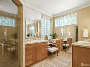 225 2nd Street S A1, Kirkland WA 98033