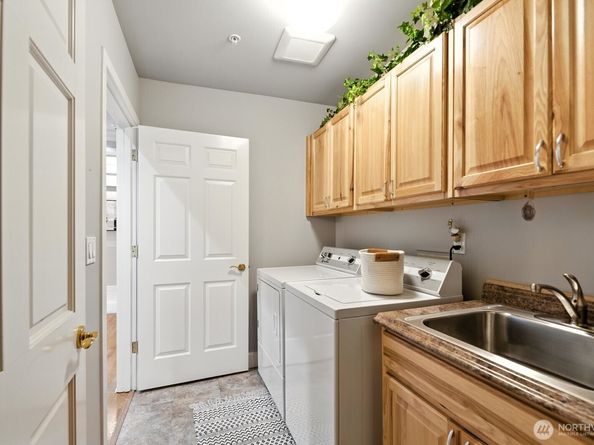 225 2nd Street S A1, Kirkland WA 98033