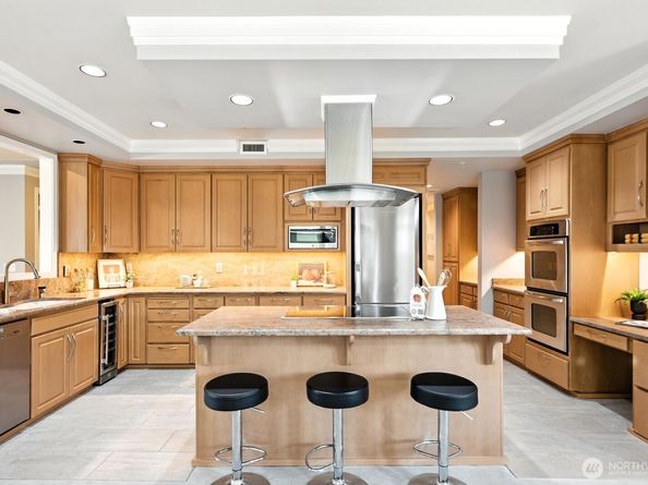 225 2nd Street S A1, Kirkland WA 98033