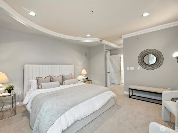 225 2nd Street S A1, Kirkland WA 98033