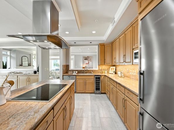 225 2nd Street S A1, Kirkland WA 98033