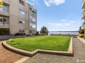 225 2nd Street S A1, Kirkland WA 98033
