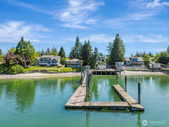 1954 NE Grandview Boulevard, Keyport WA 98345