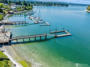 1954 NE Grandview Boulevard, Keyport WA 98345