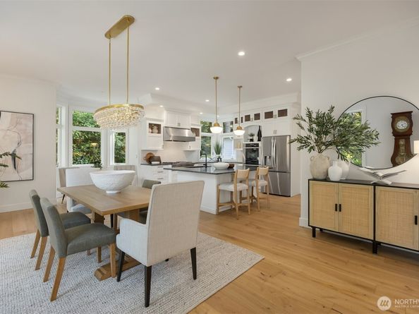 11710 Arrow Point Drive NE, Bainbridge Island WA 98110