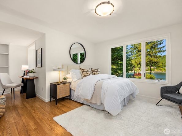 11710 Arrow Point Drive NE, Bainbridge Island WA 98110