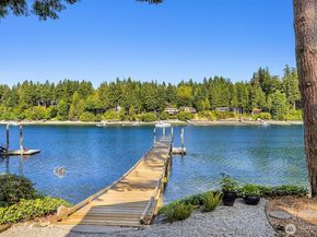 11710 Arrow Point Drive NE, Bainbridge Island WA 98110