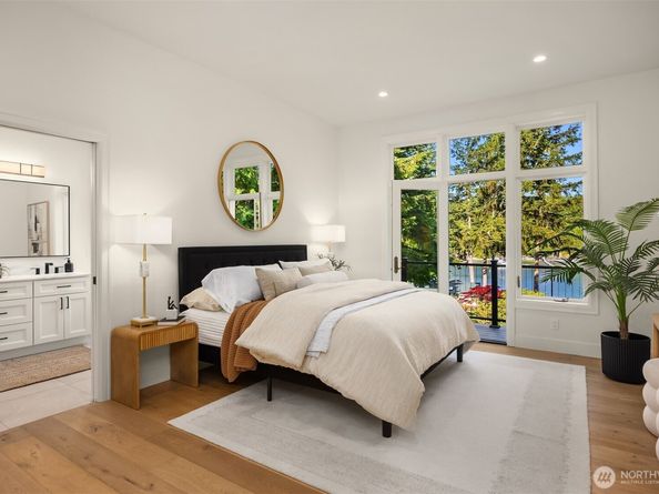 11710 Arrow Point Drive NE, Bainbridge Island WA 98110