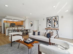 801 2nd Avenue N 204, Seattle WA 98109
