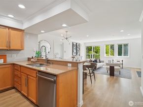 801 2nd Avenue N 204, Seattle WA 98109