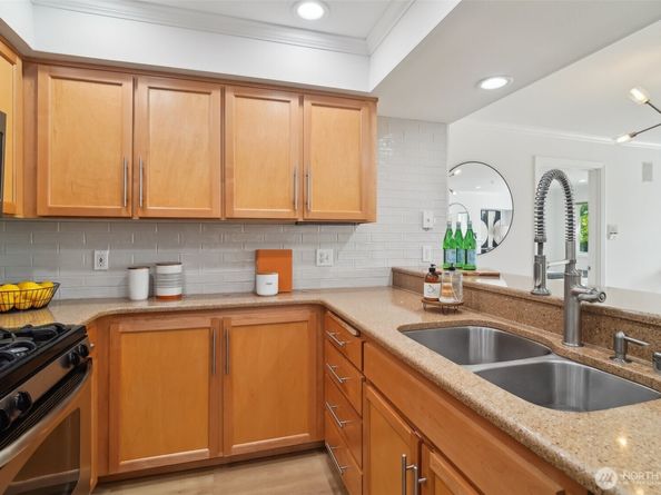801 2nd Avenue N 204, Seattle WA 98109