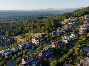 3169 NE Harrison Street, Issaquah WA 98029