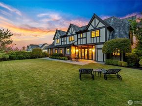 3169 NE Harrison Street, Issaquah WA 98029