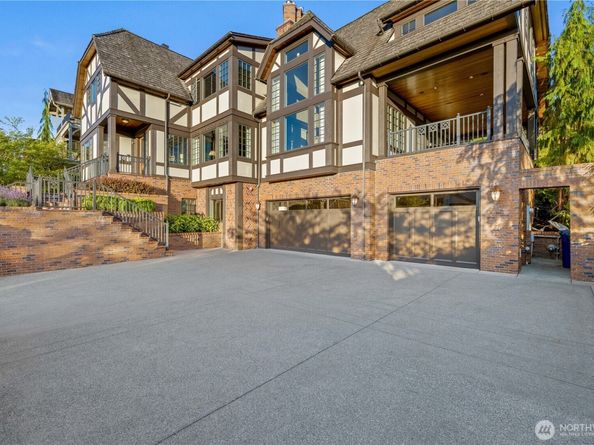3169 NE Harrison Street, Issaquah WA 98029