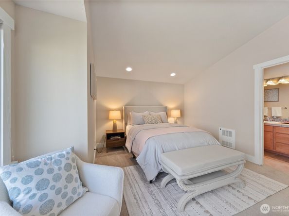 1738 NW 59th Street A, Seattle WA 98107