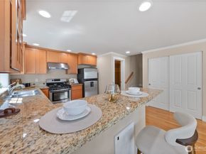 1738 NW 59th Street A, Seattle WA 98107