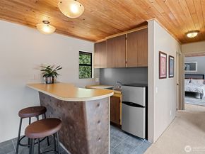 8814 Earl Avenue NW, Seattle WA 98117