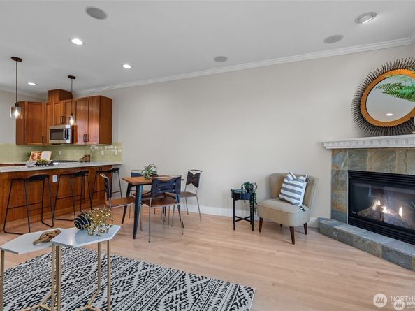 31 Etruria Street B, Seattle WA 98109