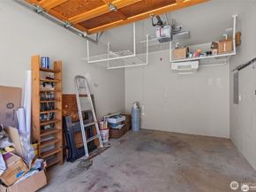 31 Etruria Street B, Seattle WA 98109