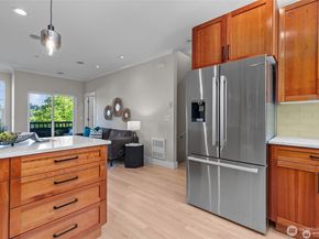 31 Etruria Street B, Seattle WA 98109