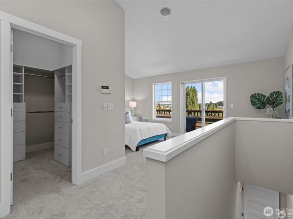 31 Etruria Street B, Seattle WA 98109