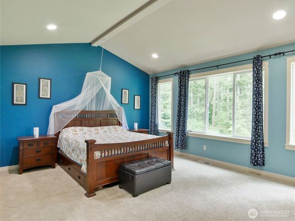 10625 240th Avenue NE, Redmond WA 98053