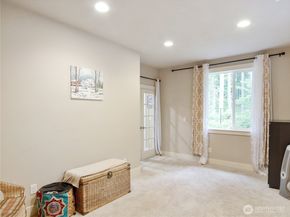 10625 240th Avenue NE, Redmond WA 98053