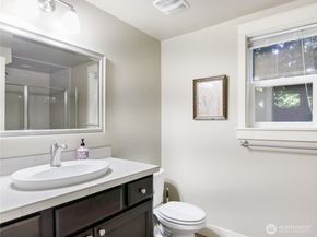 10625 240th Avenue NE, Redmond WA 98053