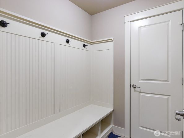 10625 240th Avenue NE, Redmond WA 98053