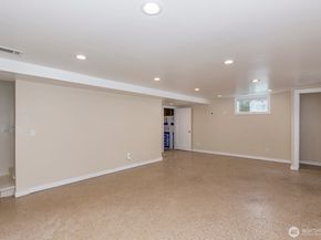 12001 20th Avenue NE, Seattle WA 98125
