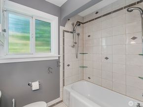 12001 20th Avenue NE, Seattle WA 98125