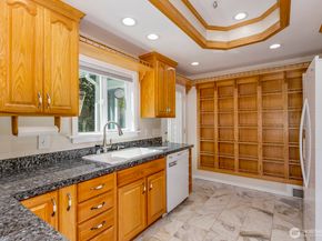 12001 20th Avenue NE, Seattle WA 98125