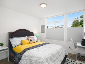 1055 S Cloverdale, Seattle WA 98108