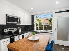 1055 S Cloverdale, Seattle WA 98108