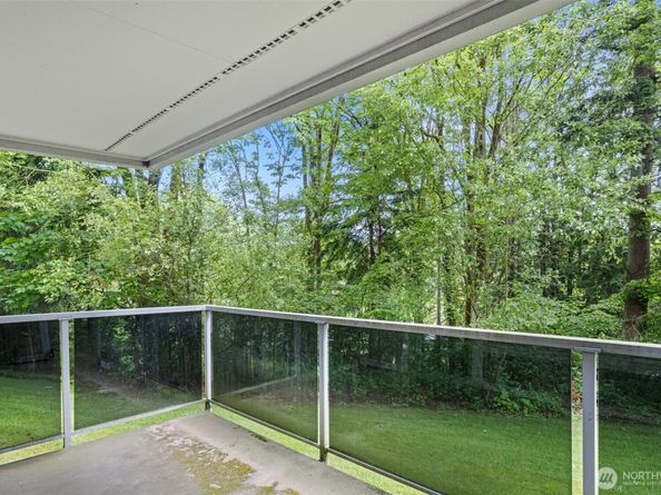 15734 NE 70th Ct 15734, Redmond WA 98052