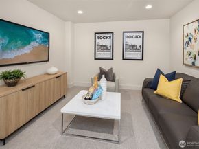 815 18th Avenue W, Kirkland WA 98033