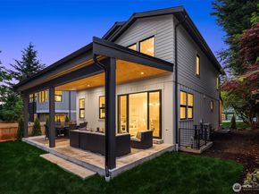 815 18th Avenue W, Kirkland WA 98033