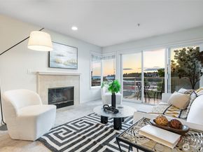 2241 13TH Avenue W 201, Seattle WA 98119