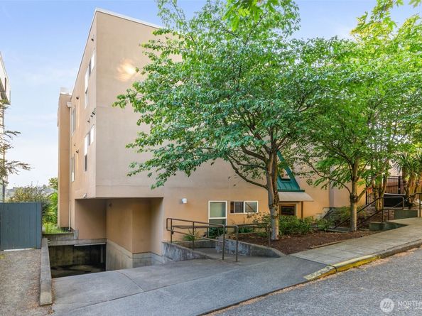 2241 13TH Avenue W 201, Seattle WA 98119