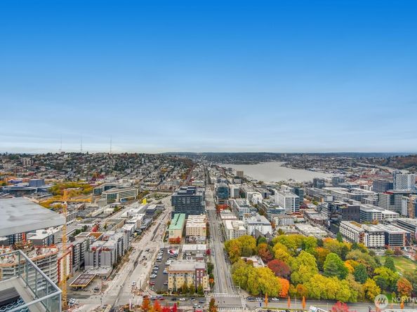 655 Crockett Street B304, Seattle WA 98109
