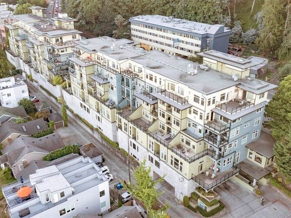 655 Crockett Street B304, Seattle WA 98109