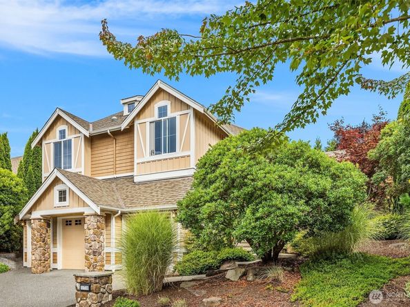 11710 157th Avenue NE, Redmond WA 98052