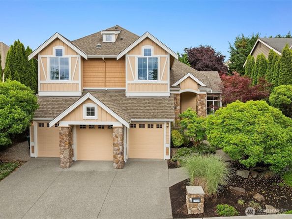 11710 157th Avenue NE, Redmond WA 98052