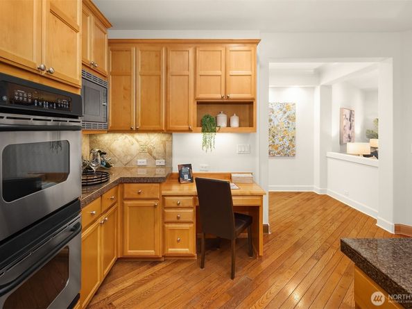 11710 157th Avenue NE, Redmond WA 98052