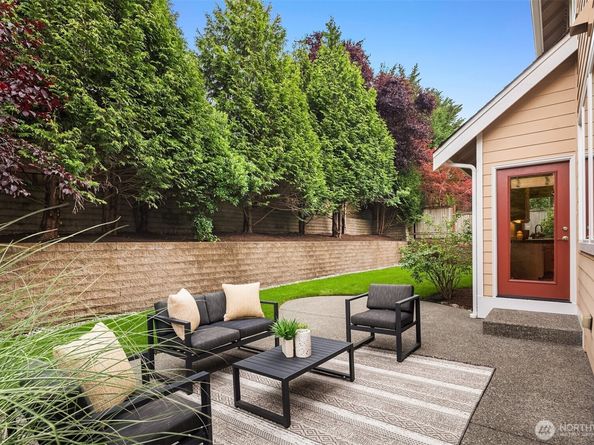 11710 157th Avenue NE, Redmond WA 98052