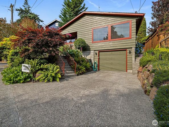 7139 Wright Avenue SW, Seattle WA 98136
