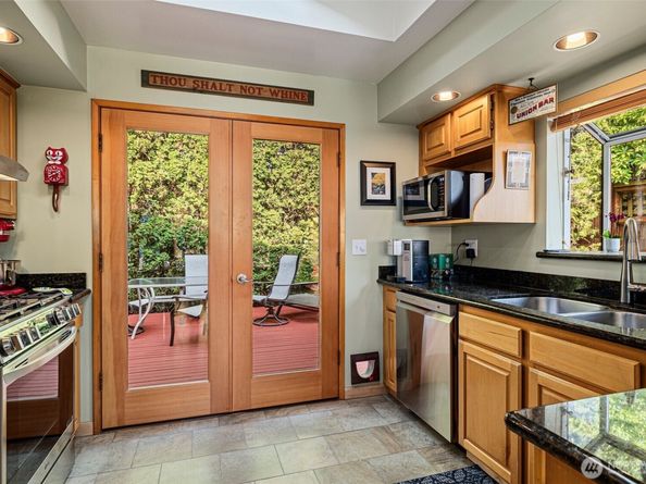7139 Wright Avenue SW, Seattle WA 98136