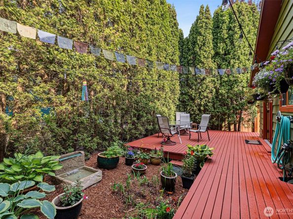 7139 Wright Avenue SW, Seattle WA 98136