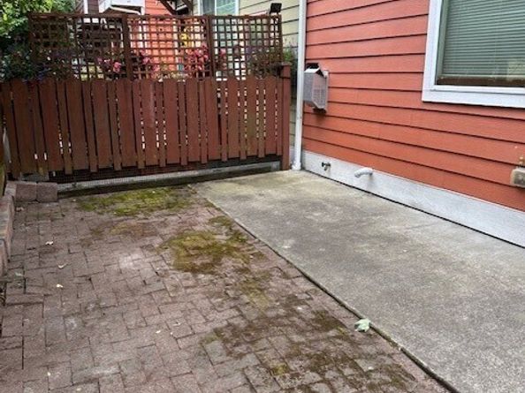 6829 Weedin Place NE, Seattle WA 98115